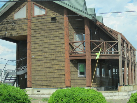 R 017.JPG