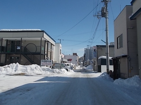 s 027.JPG